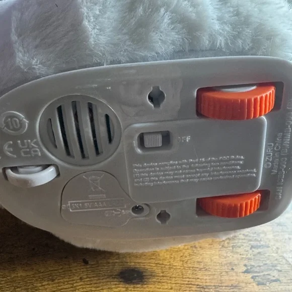 Zuru Pets Alice mama duck quacking waddling White Plush Duck Toy - Picture 7 of 8